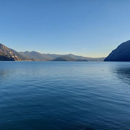 Miralago Casa Vacanze Riva di Solto Extérieur photo