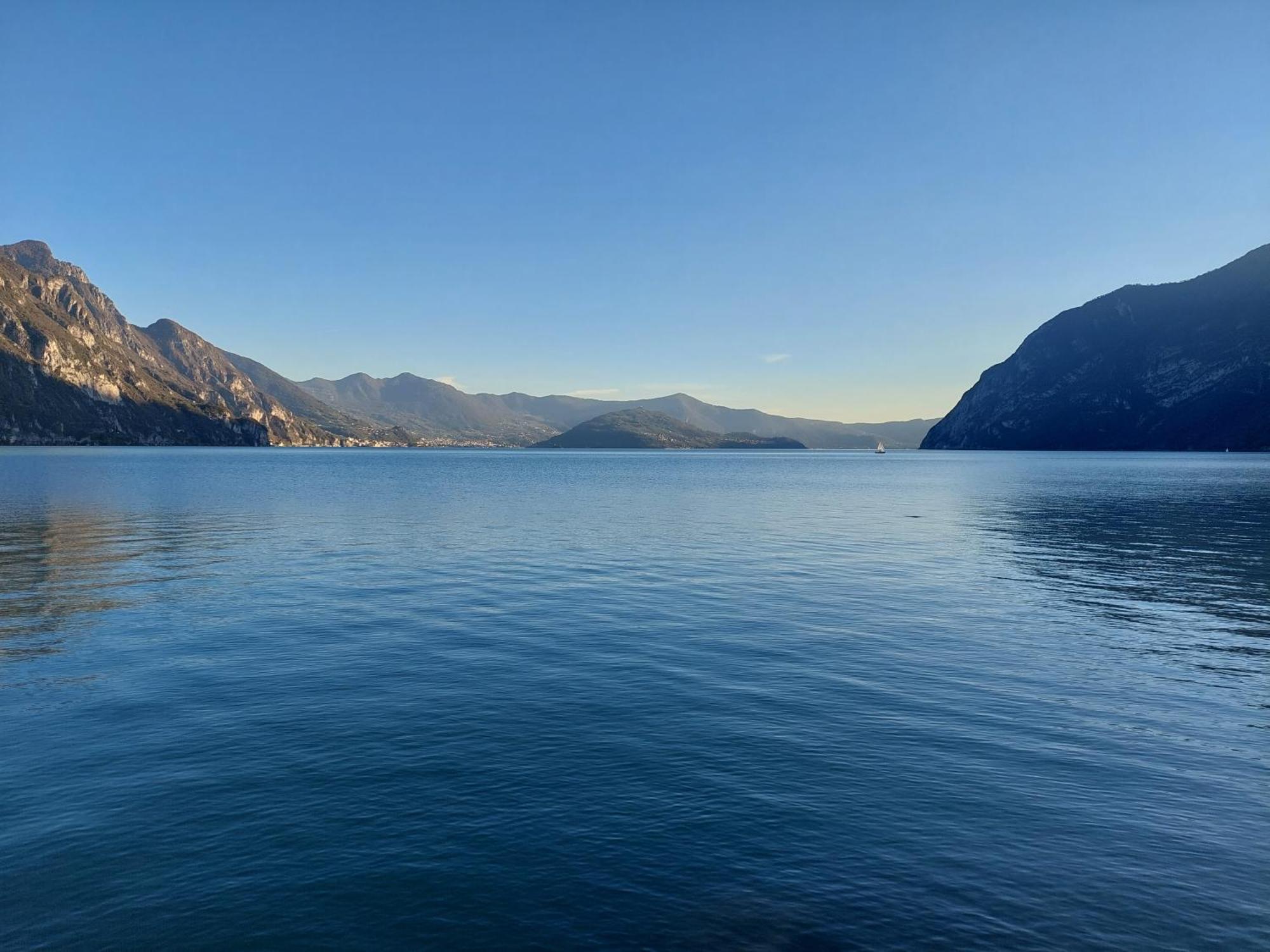 Miralago Casa Vacanze Riva di Solto Extérieur photo